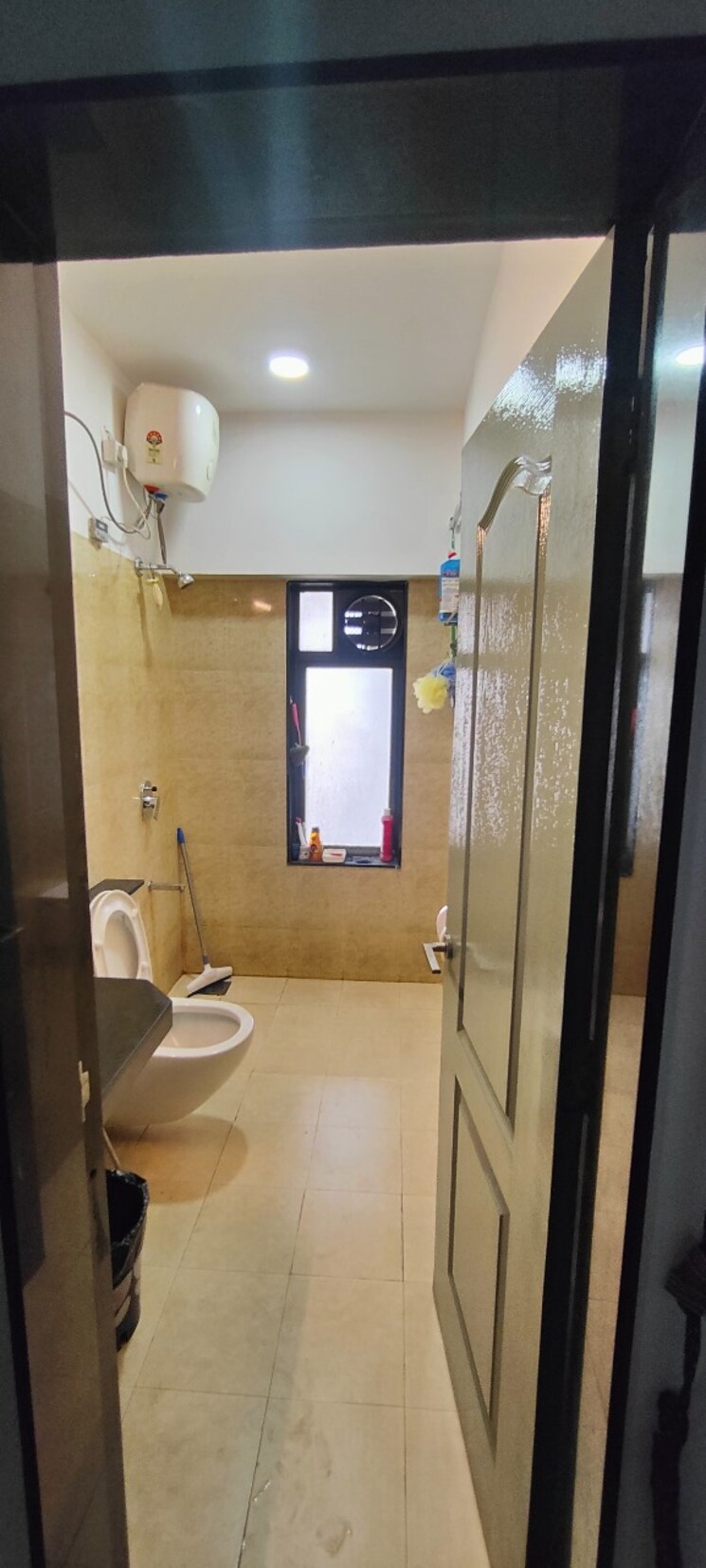 Bathroom, vascon-willows 3 Bedroom 1680 Sq.Ft. Apartment In Baner Pune 8031334