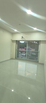 3 BHK 950 Sq.Ft. Apartment in Tilak Nagar Building