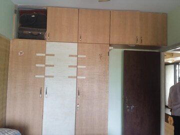 Furnished Amenities in 1 BHK Apartment at Satellite Garden, Goregaon East – for Rent