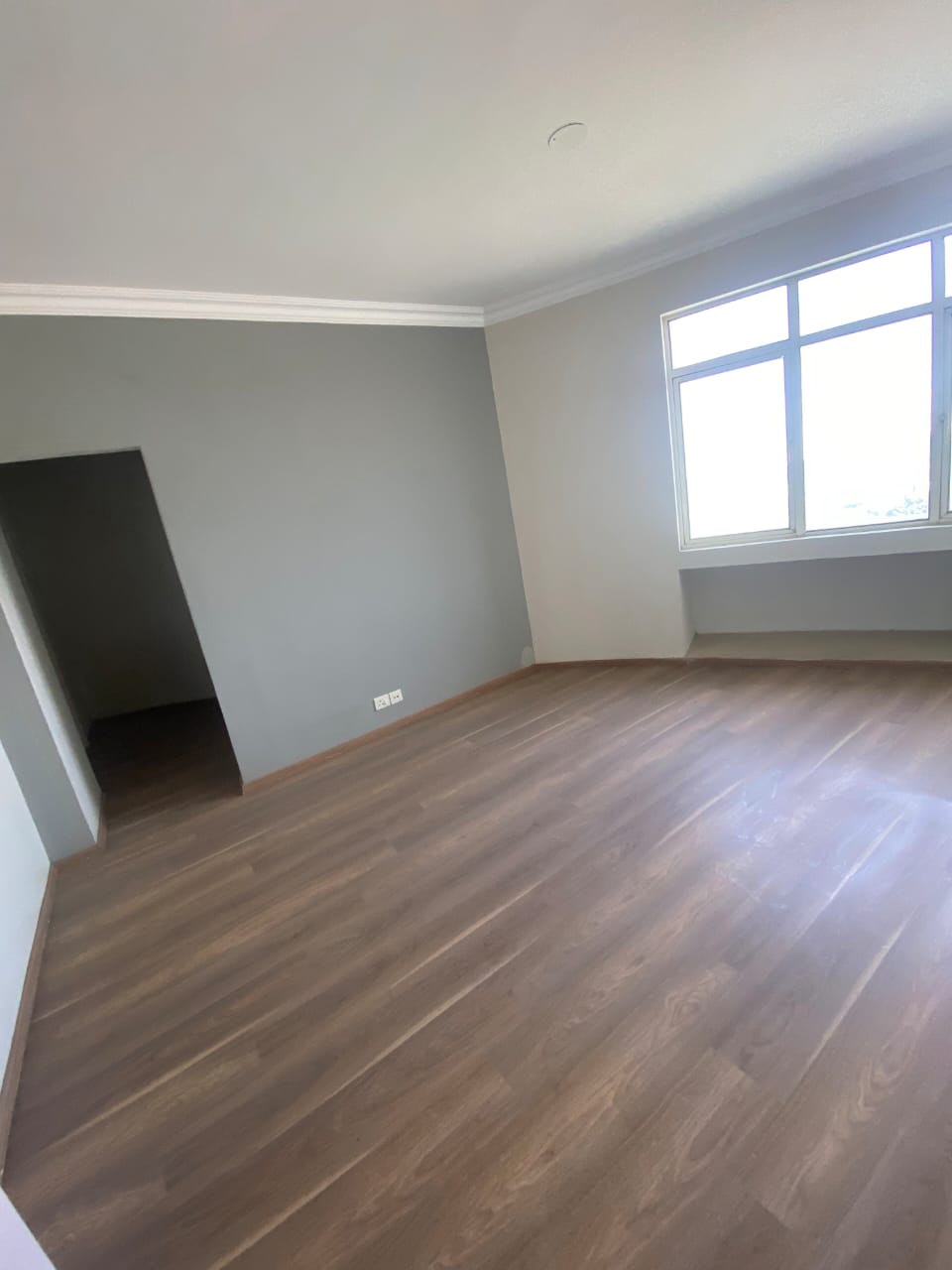 2 BHK Apartment For Sale in Paras Dews