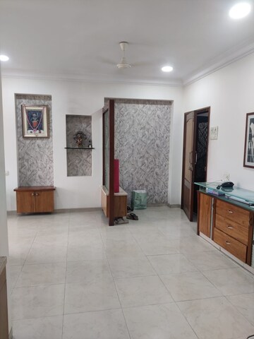 Room in 2 BHK Apartment at Prabhadevi – for Sale