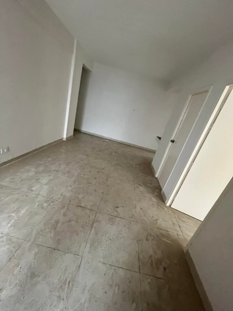 undefined, emaar-emerald-floors-premier 3 Bedroom 1650 Sq.Ft. Apartment In Sector 65 Gurgaon 8031499