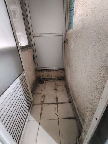 Bathroom in 1.5 BHK Apartment at Siddhi Highland Haven, Balkum Pada – for Sale