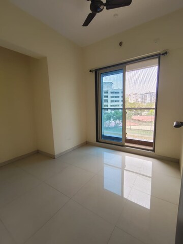 Room in 1.5 BHK Apartment at Siddhi Highland Haven, Balkum Pada – for Sale