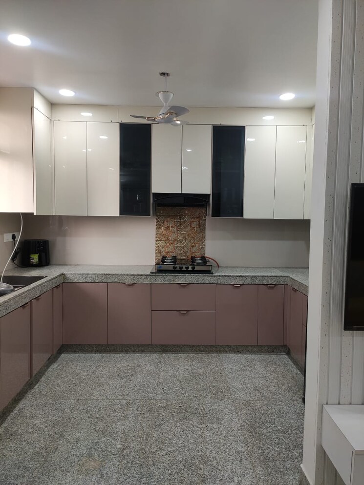 Kitchen, shapoorji-pallonji-joyville-gurgaon 2 Bedroom 1215 Sq.Ft. Apartment In Sector 102 Gurgaon 8031593