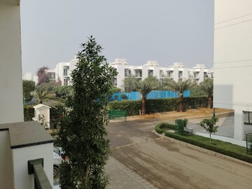 2.5 BHK Builder Floor – Exterior View View at Central Park 3 Flower Valley, Sohna Sector 33 - for Sale