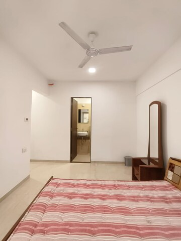 Bedroom in 2 BHK Apartment at Platinum Life, Andheri West – for Rent