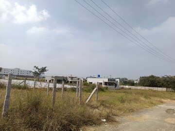 Plot For Resale in Alasanatham rd Hosur  8031471