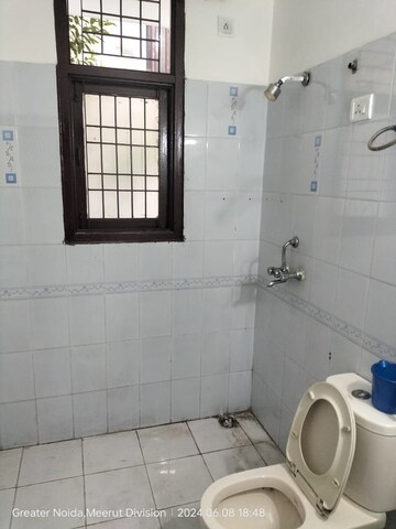 Bathroom in 4 BHK Apartment at Migsun Vilaasa, Eta Ii Greater Noida – for Rent