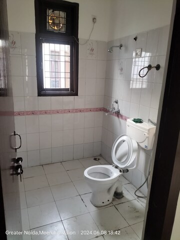 Bathroom in 4 BHK Apartment at Migsun Vilaasa, Eta Ii Greater Noida – for Rent