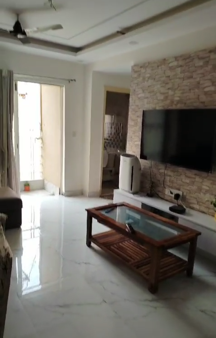 2 BHK Apartment For Sale in Paras Tierea