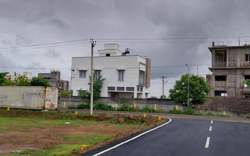 Plot For Sale in Parrys