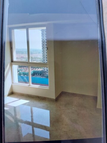 2 BHK Apartment For Rent in Piramal Vaikunth, Balkum Pada