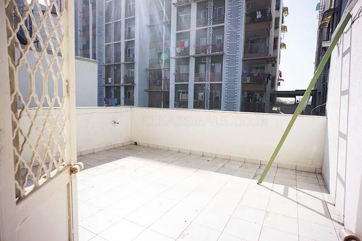 Balcony, vaishnodevi circle 4 Bedroom 570 Sq.Yd. Villa In Vaishnodevi Circle Ahmedabad 8031788