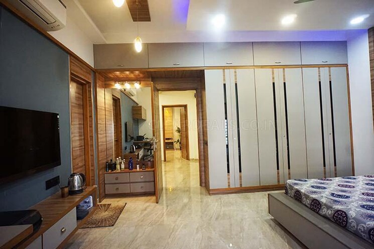 Bedroom, vaishnodevi circle 4 Bedroom 570 Sq.Yd. Villa In Vaishnodevi Circle Ahmedabad 8031788