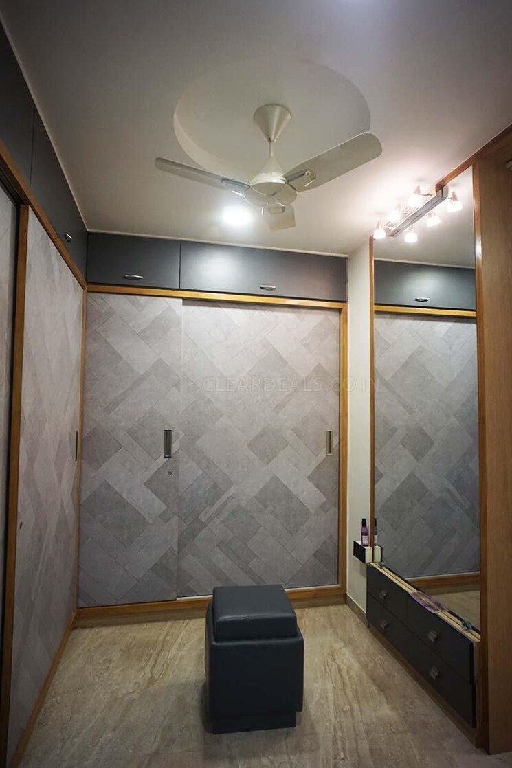 Bathroom, vaishnodevi circle 4 Bedroom 570 Sq.Yd. Villa In Vaishnodevi Circle Ahmedabad 8031788
