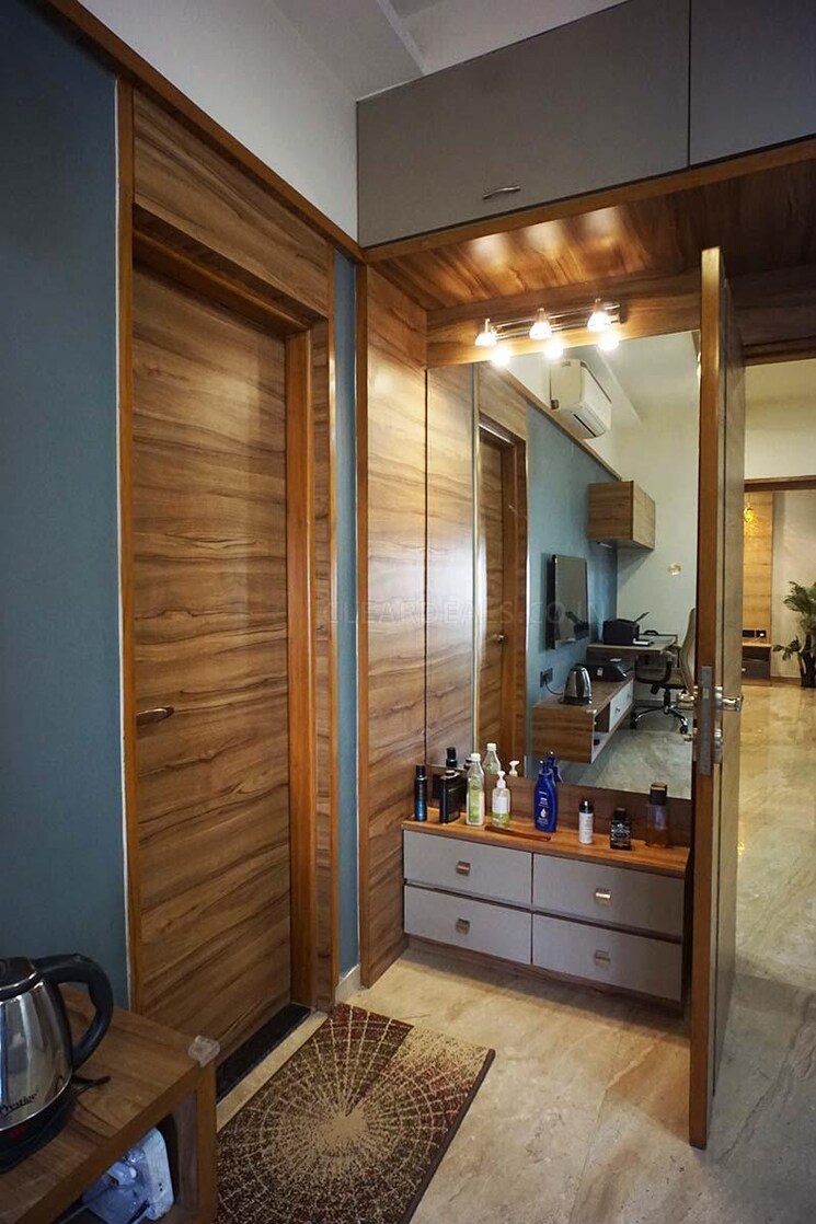 Kitchen, vaishnodevi circle 4 Bedroom 570 Sq.Yd. Villa In Vaishnodevi Circle Ahmedabad 8031788