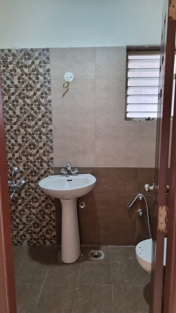 Bathroom in 3 BHK Apartment at Dodda Banasvadi – for Sale