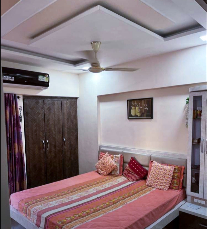 1 BHK + Study Room 600 Sq.Ft. Apartment in Sadguru Complex