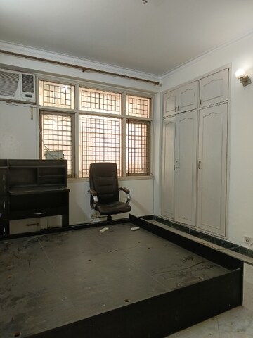 Living Room in 2 BHK Builder Floor at Uppal Southend, Sector 49 – for Sale