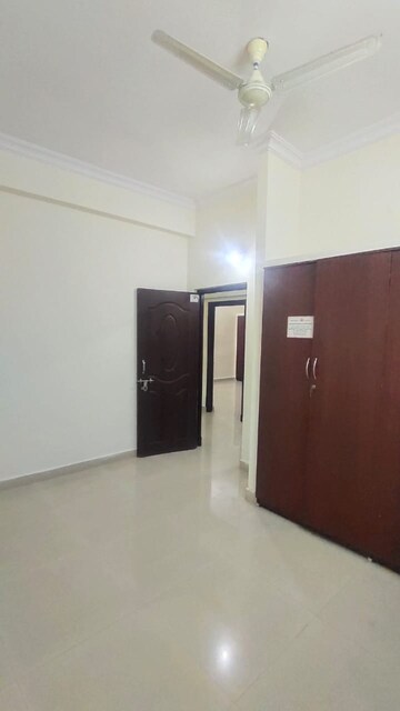 Room in 2 BHK Builder Floor at Begumpet – for Rent