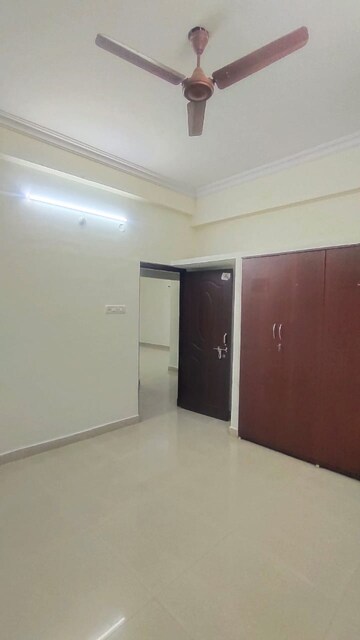 Room in 2 BHK Builder Floor at Begumpet – for Rent