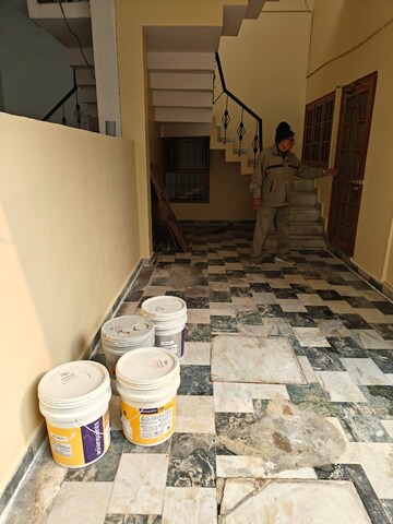 Staircase in 2 BHK Independent House at Jankipuram – for Rent