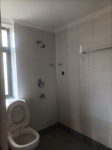 Bathroom in 2 BHK Apartment at Unitech Fresco, Sector 50 – for Rent