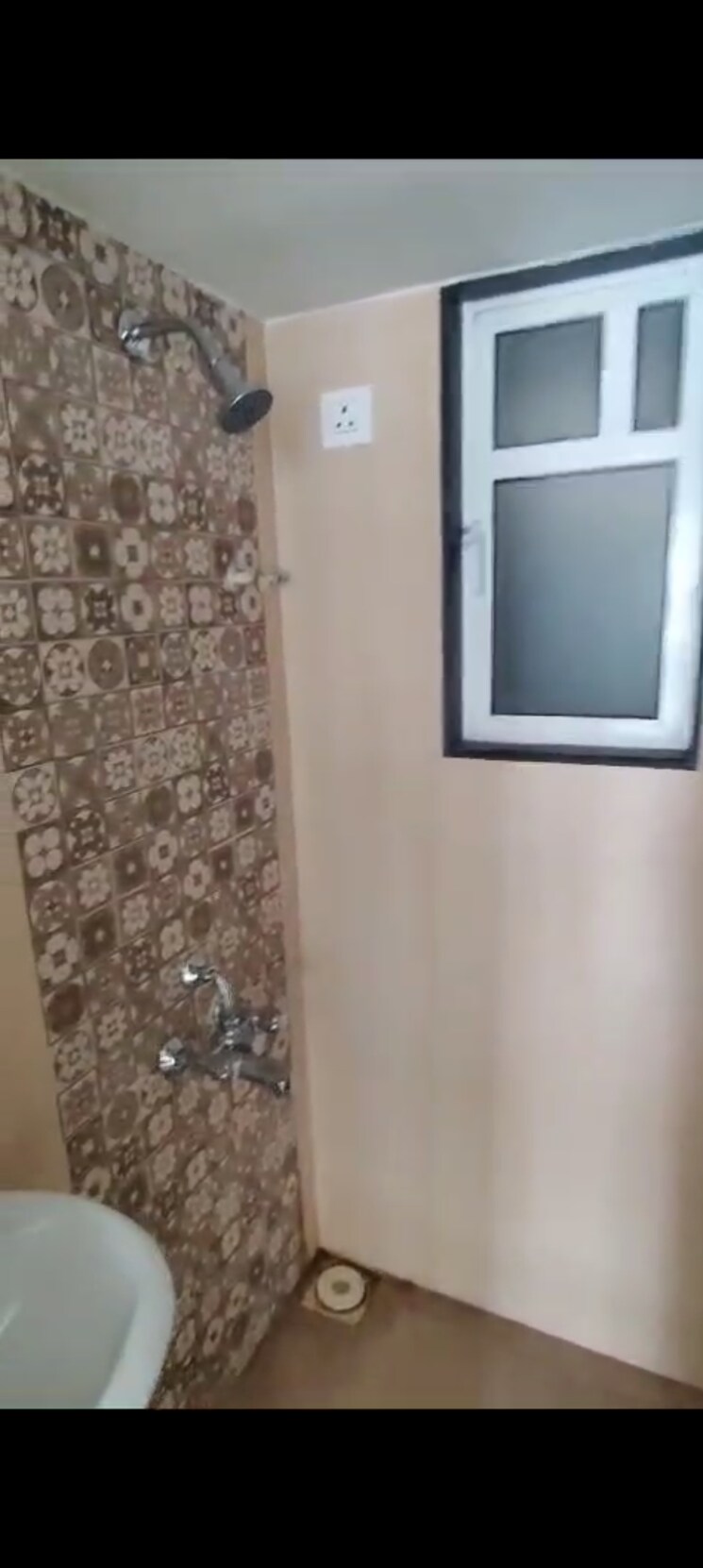 Room, jp-north-aviva 1 Bedroom 360 Sq.Ft. Apartment In Mira Road Thane 8031855