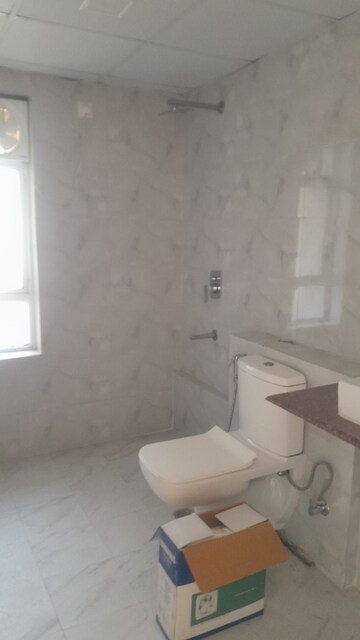 Bathroom in 3 BHK Builder Floor at Unitech Fresco, Sector 50 – for Rent