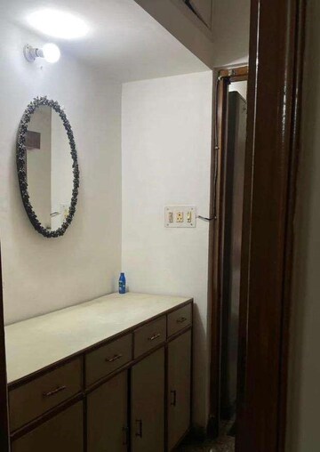 Bathroom in 1 BHK Apartment at Sector 15 – for Rent