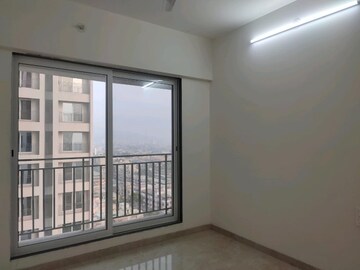 2 BHK Apartment For Rent in Kini Tower, Virar West