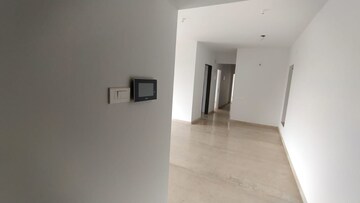 Room in 3 BHK Apartment at Kalpataru Hills Phase II, Manpada – for Rent