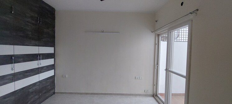 Room, maxblis-white-house 4 Bedroom 2250 Sq.Ft. Apartment In Sector 75 Noida 8031945