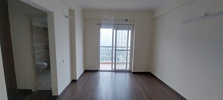 Room, maxblis-white-house 4 Bedroom 2250 Sq.Ft. Apartment In Sector 75 Noida 8031945