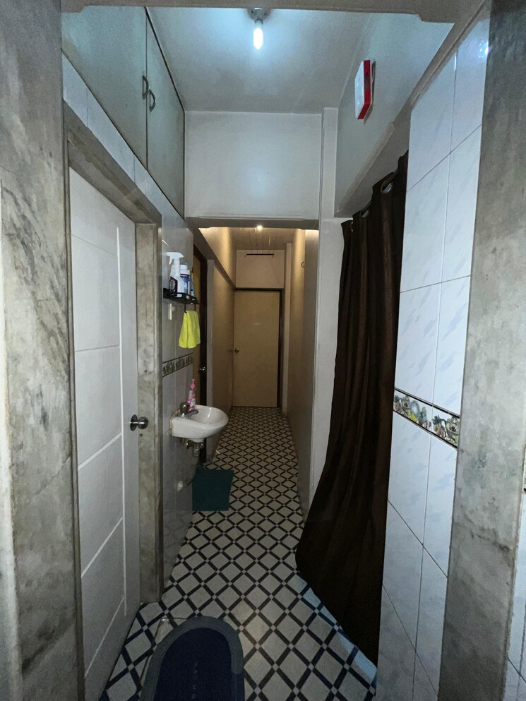 Bathroom, sankalp-ii 2 Bedroom 900 Sq.Ft. Apartment In Malad East Mumbai 8031939