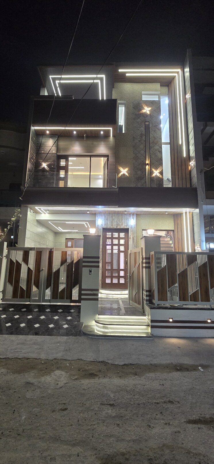 Gym, sunny enclave 4 Bedroom 128 Sq.Yd. Independent House In Sunny Enclave Mohali 8031955