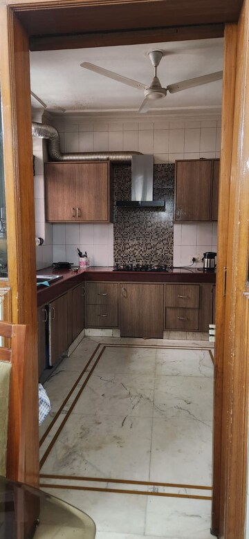 Kitchen in 3 BHK Builder Floor at Ansal Sushant Lok I, Sector 43 – for Rent