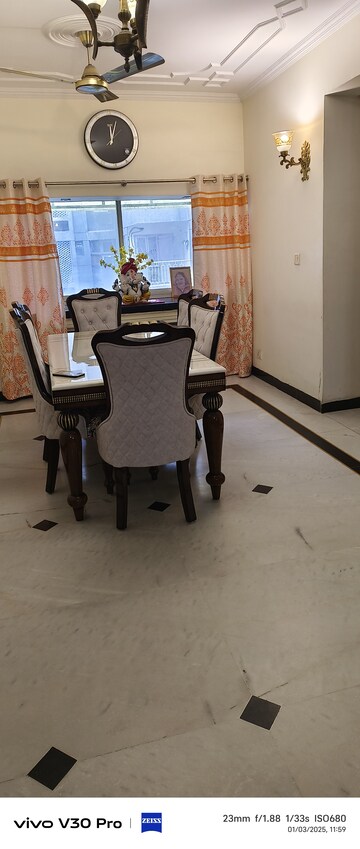 Master Bedroom in 3 BHK Apartment at Fancy Apartments, Vasundhara Enclave – for Sale