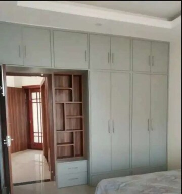 Room in 3 BHK Independent House at Sector 27 – for Rent