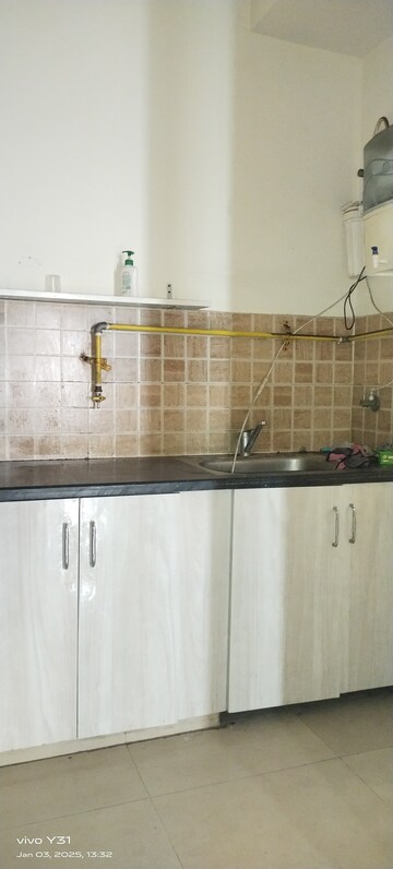 Furnished Amenities in 2 BHK Apartment at Sector 16c Greater Noida – for Rent
