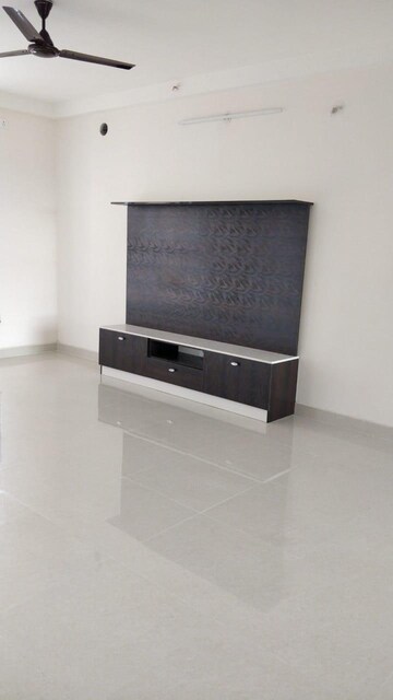 Furnished Amenities in 3 BHK Apartment at Pashmina Waterfront, Old Madras Road – for Rent