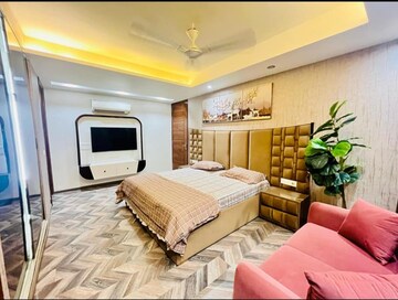 Master Bedroom in 1.5 BHK Builder Floor at Sector 23 – for Rent
