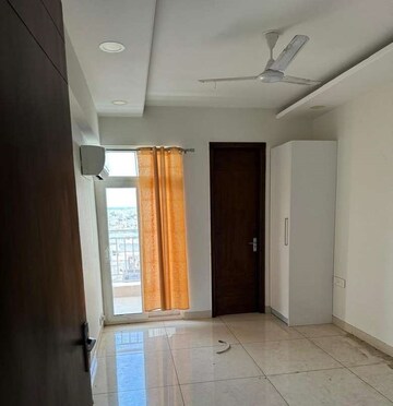Building Lobby in 4 BHK Apartment at Sector 20 – for Rent