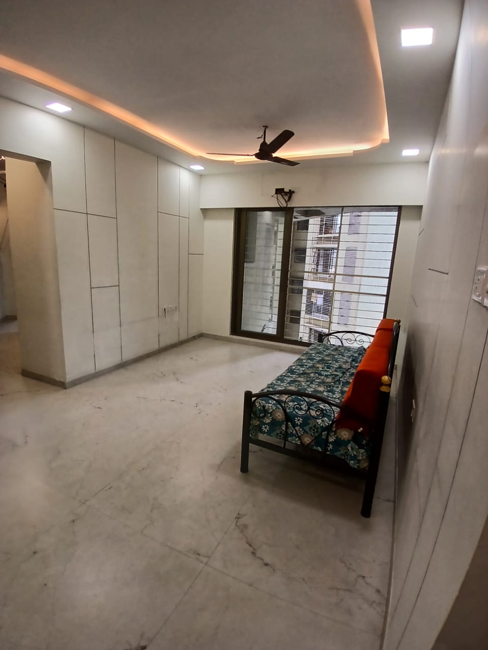 2 BHK 687 Sq.Ft. Apartment in Acme Ozone