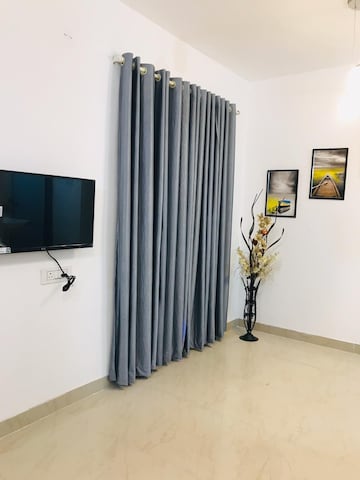 Bedroom in 2 BHK Apartment at Wadgaon Sheri – for Rent