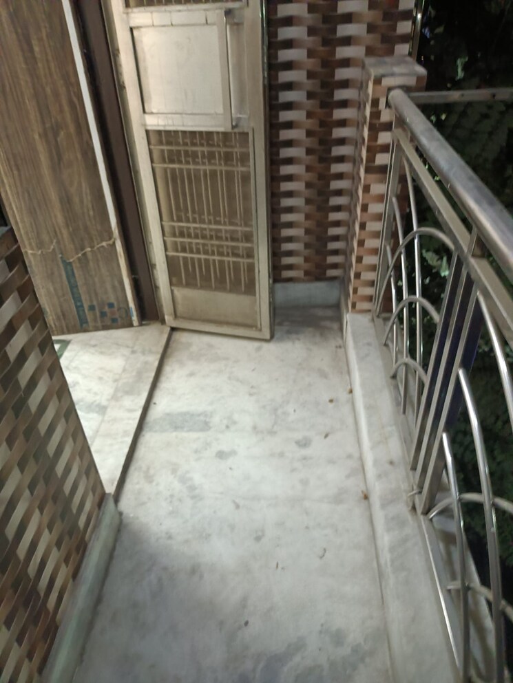 Balcony, jitar nagar 2 Bedroom 700 Sq.Ft. Builder Floor In Jitar Nagar Delhi 8032344