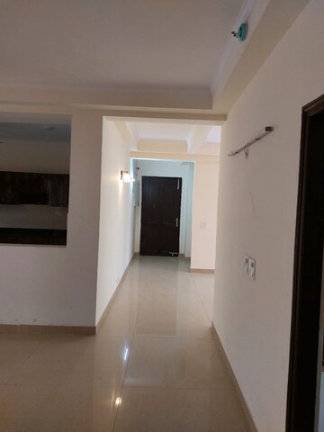 Building Lobby in 4 BHK Apartment at Amrapali Sapphire, Sector 45 – for Sale