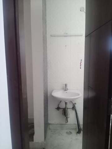 Bathroom in 3.5 BHK Apartment at Paschim Vihar – for Rent