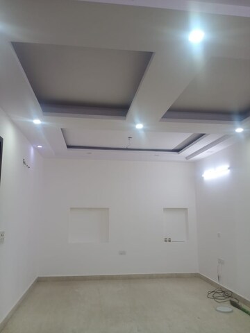 3.5 BHK Apartment For Rent in Paschim Vihar